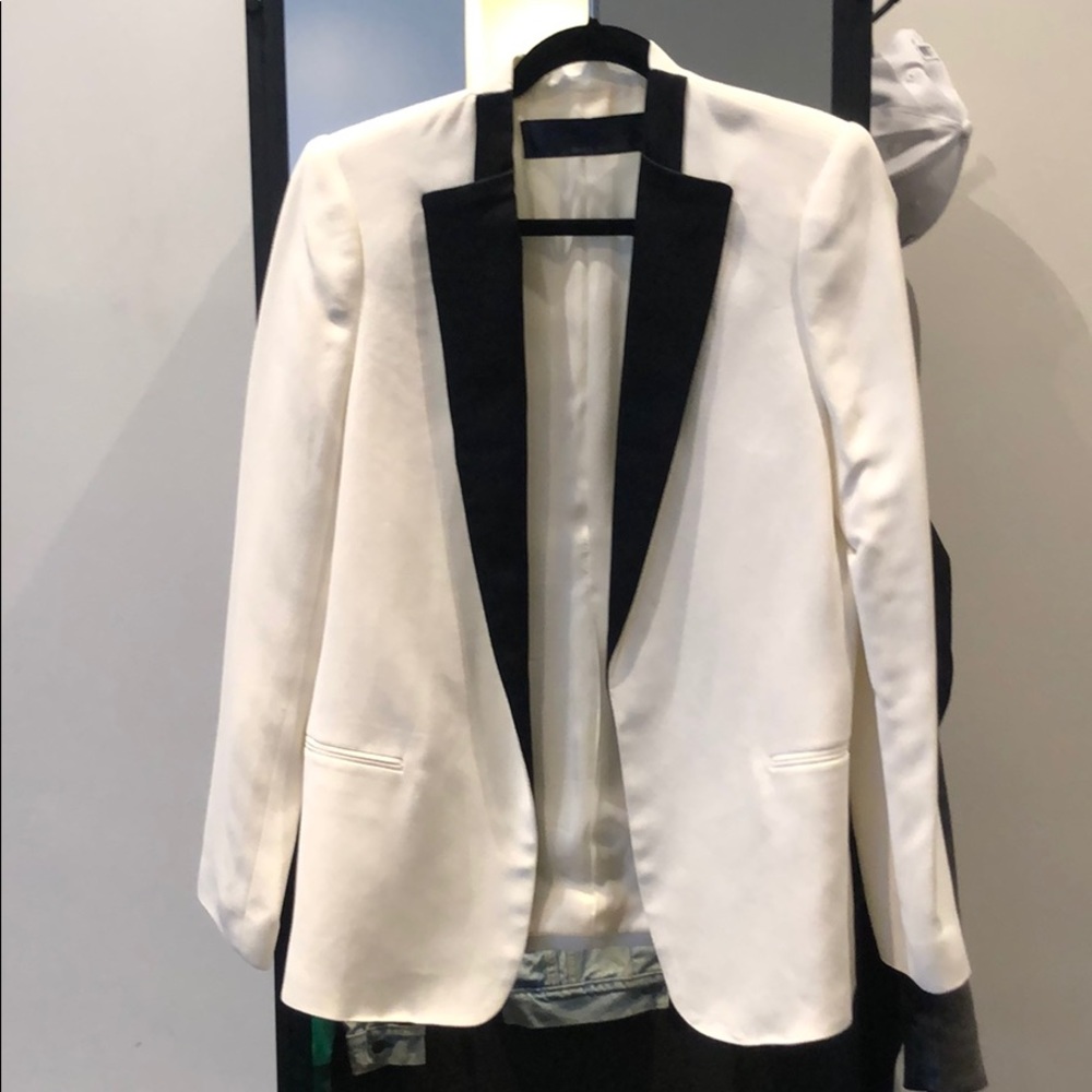 Zara white tuxedo blazer